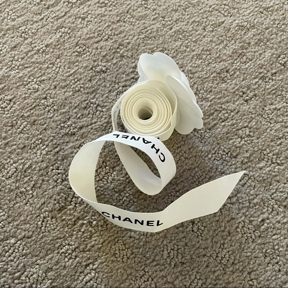 💯 🎀 Authentic CHANEL Ribbon - Picture 5 of 5